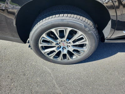 2027 GMC Yukon 4WD 4dr Denali