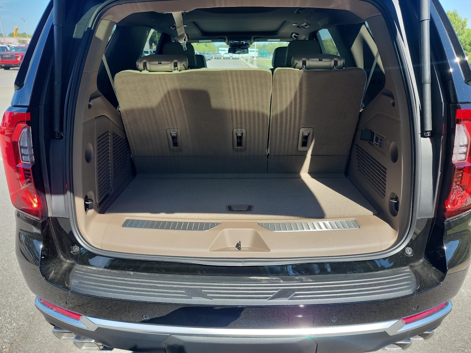 2027 GMC Yukon 4WD 4dr Denali