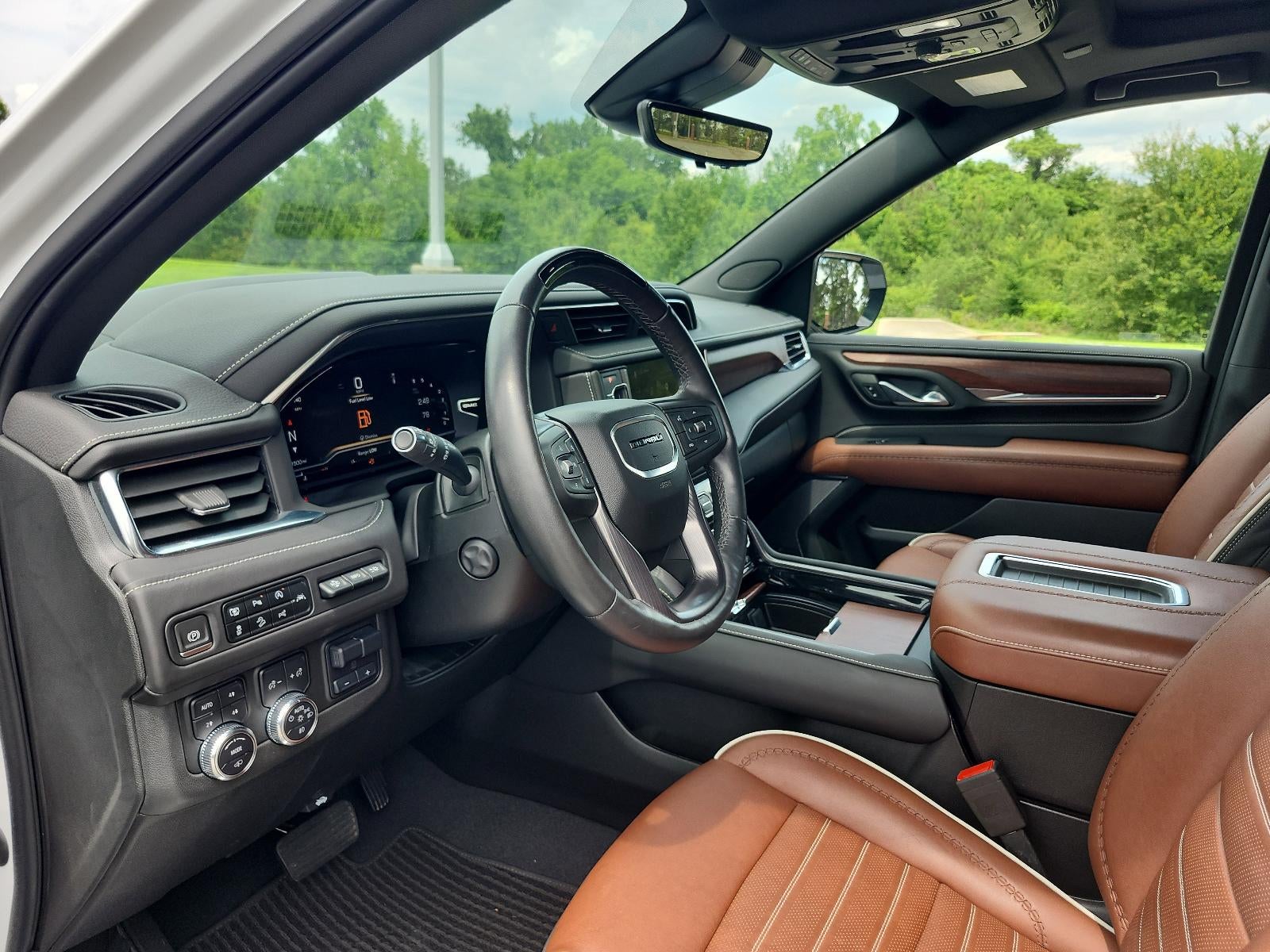 2023 GMC Yukon Denali Ultimate