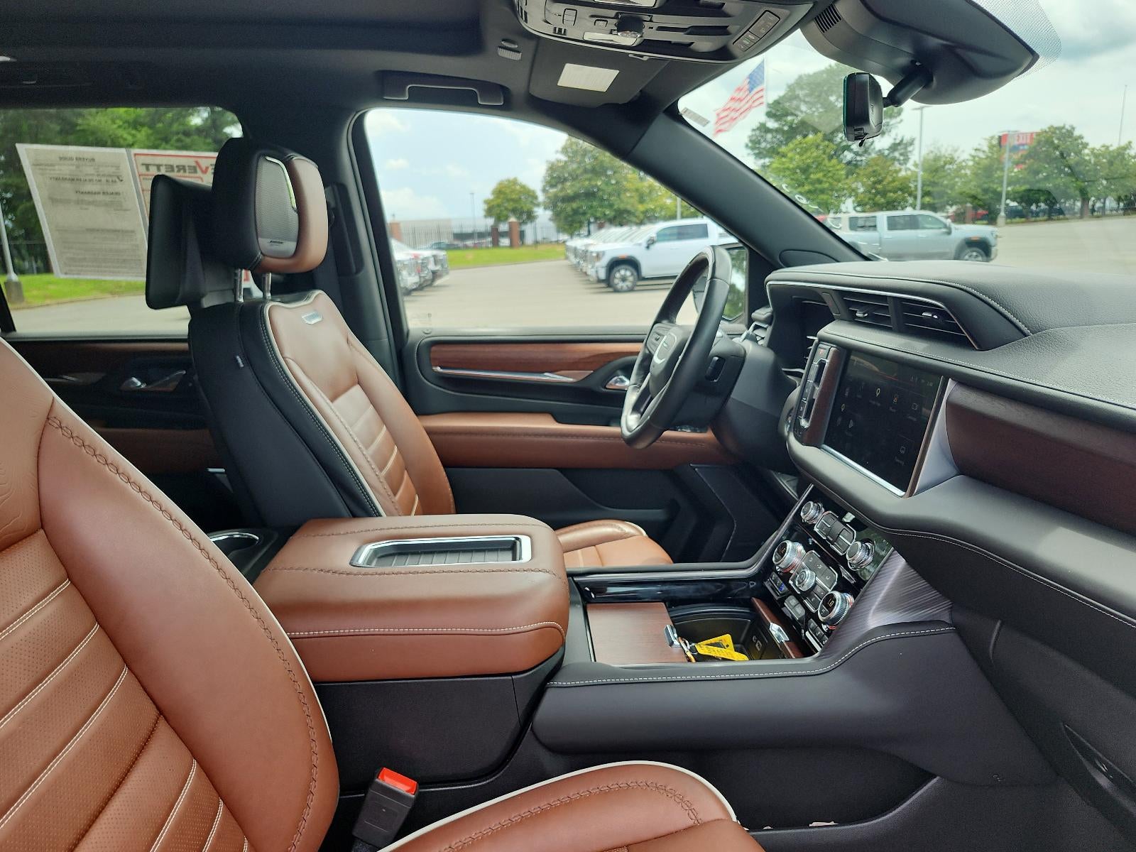 2023 GMC Yukon Denali Ultimate