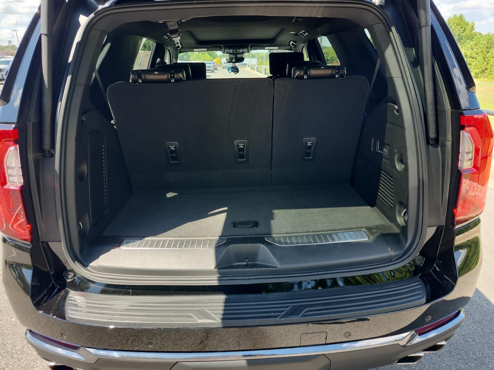 2025 GMC Yukon Denali Ultimate
