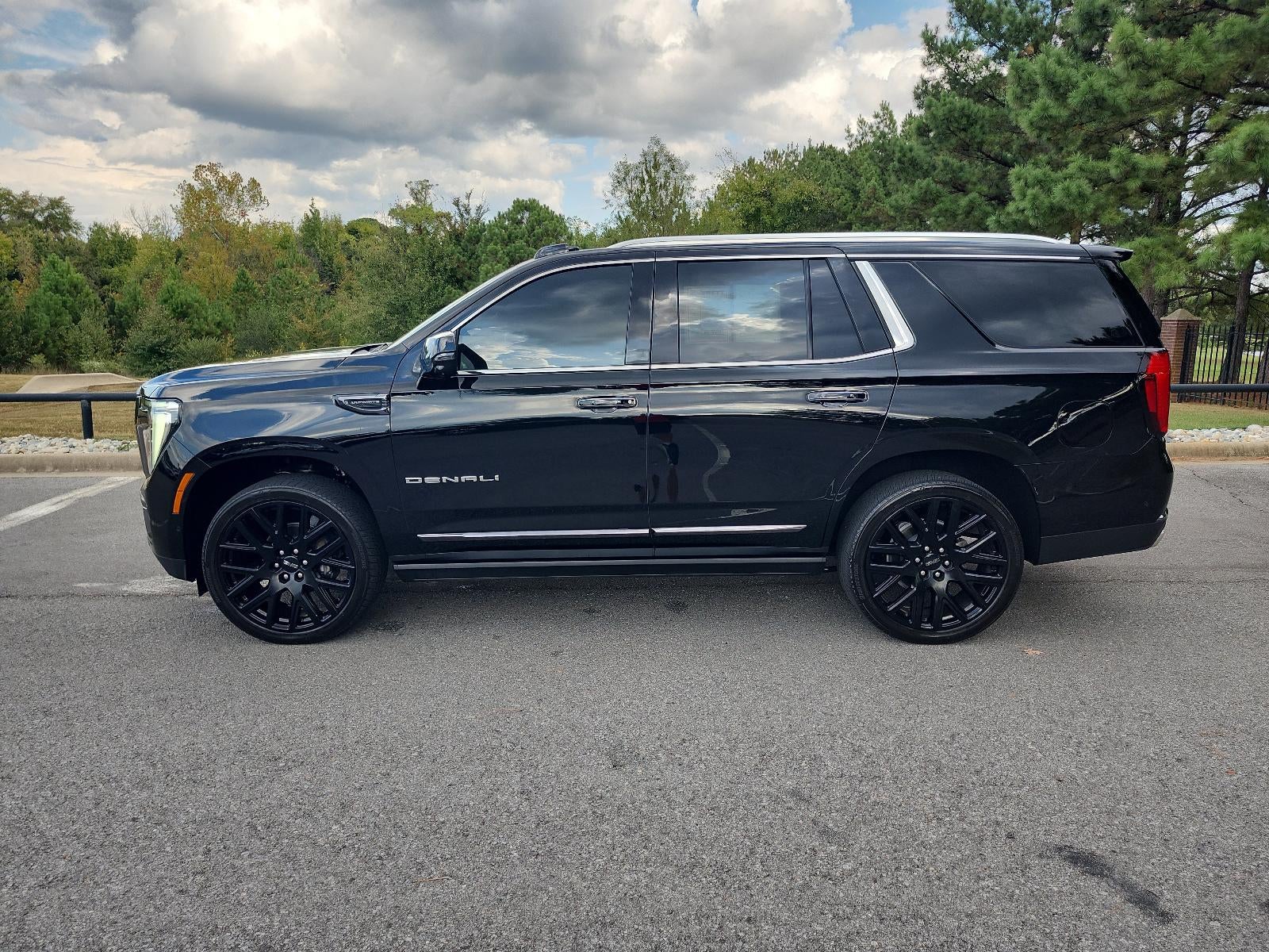 2025 GMC Yukon Denali Ultimate