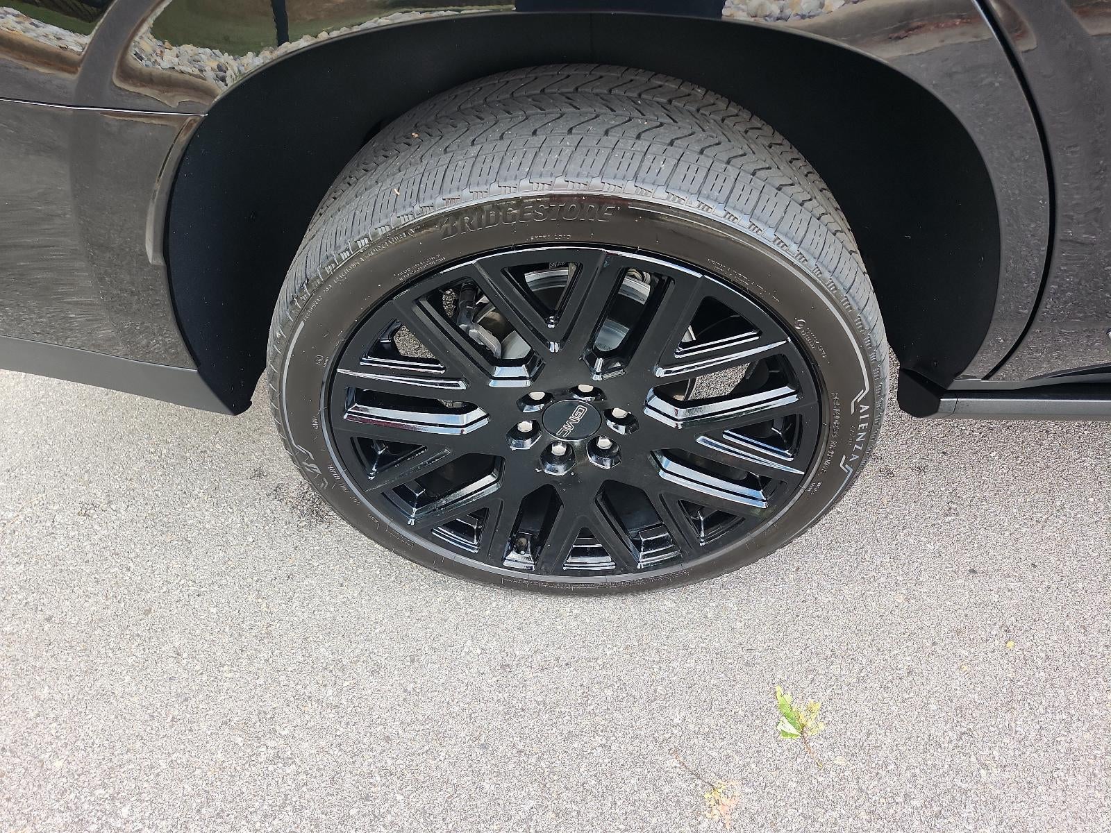 2025 GMC Yukon Denali Ultimate