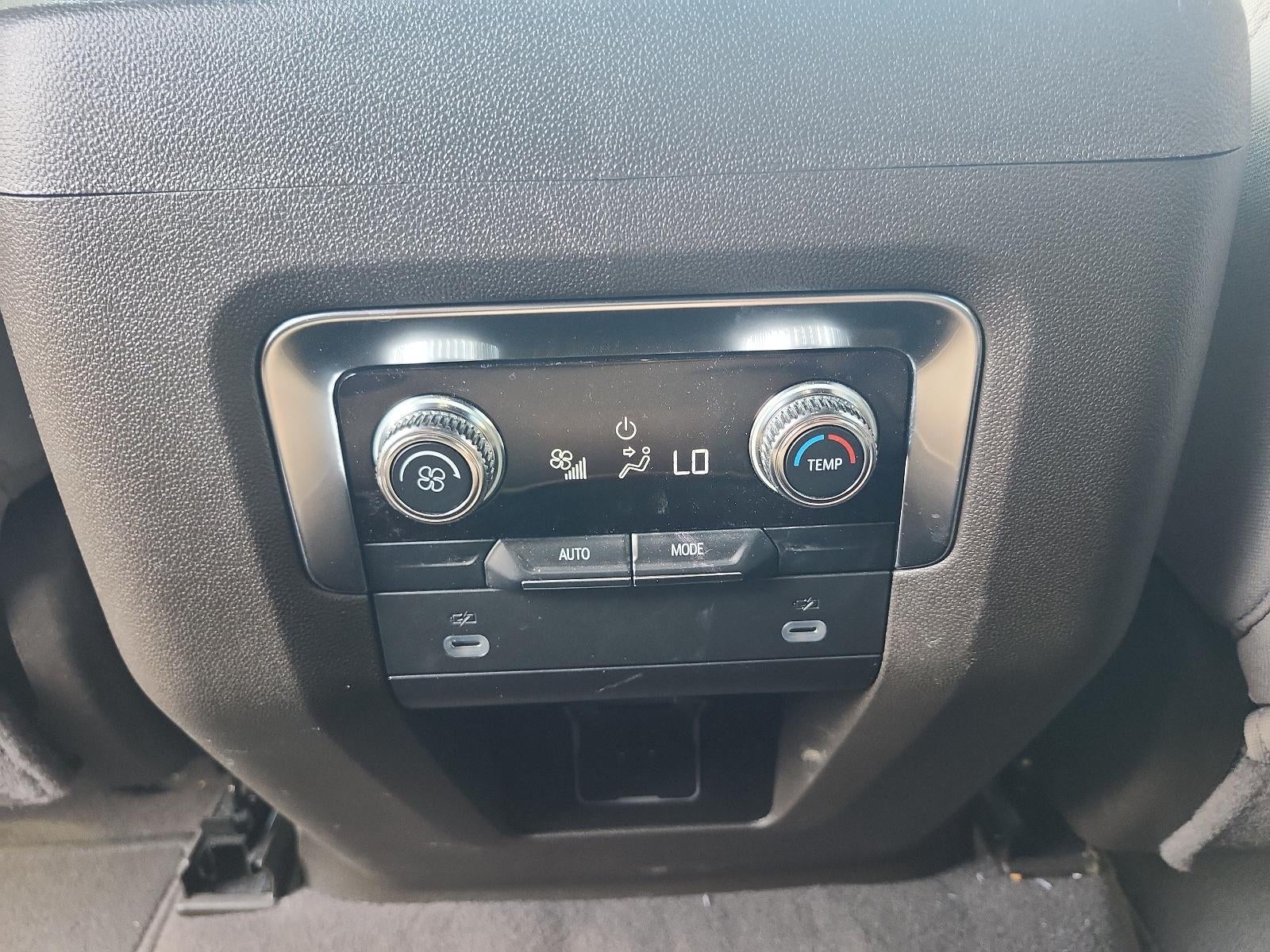 2024 GMC Yukon XL SLE