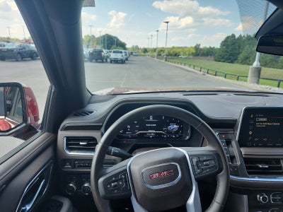2024 GMC Yukon XL SLE