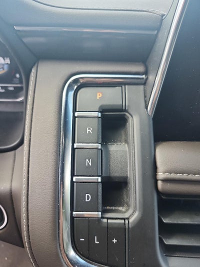 2024 GMC Yukon XL SLE