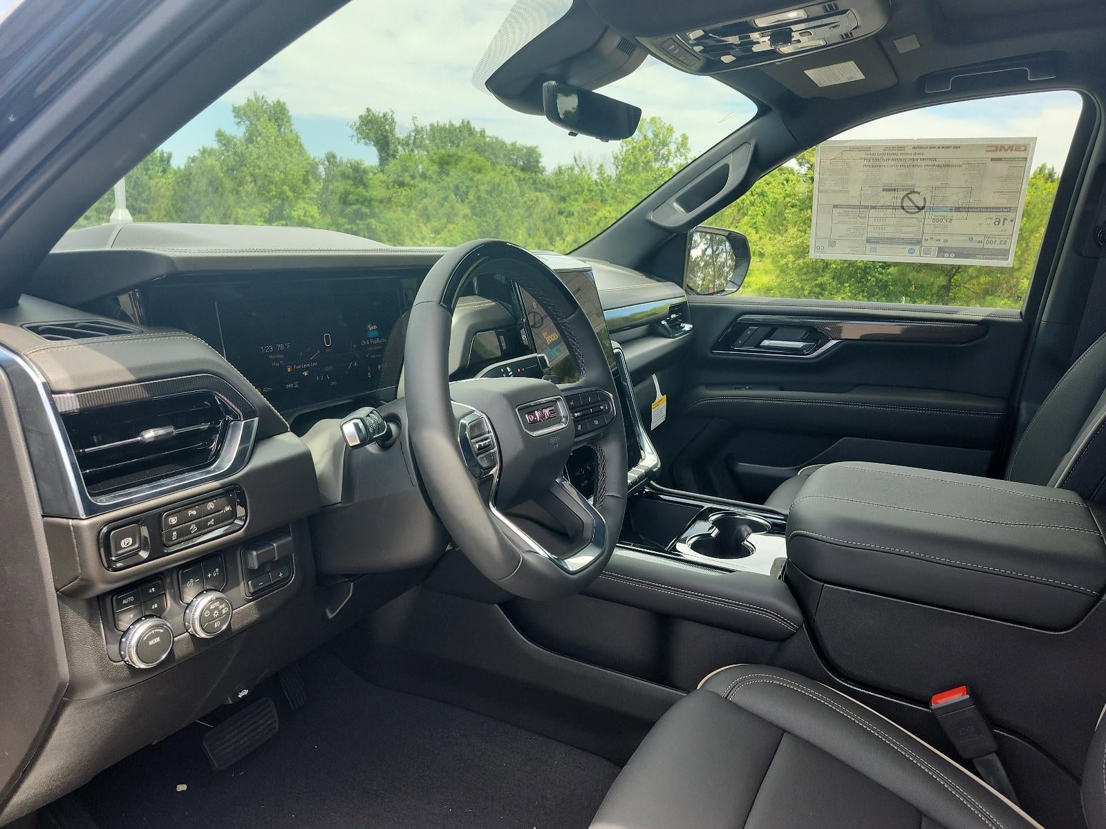 2026 GMC Yukon XL 4WD 4dr Elevation
