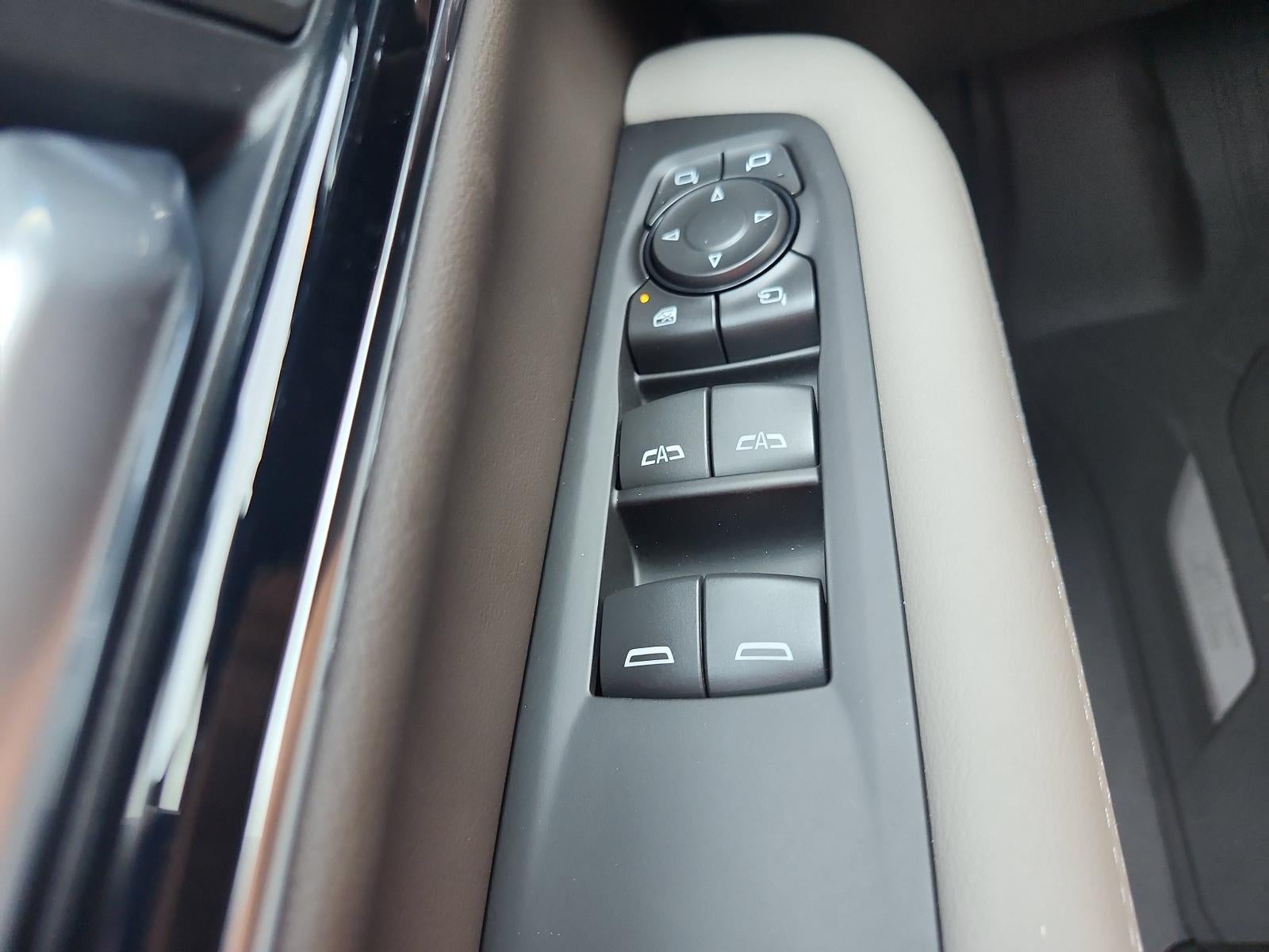 2026 GMC Yukon XL 4WD 4dr Elevation