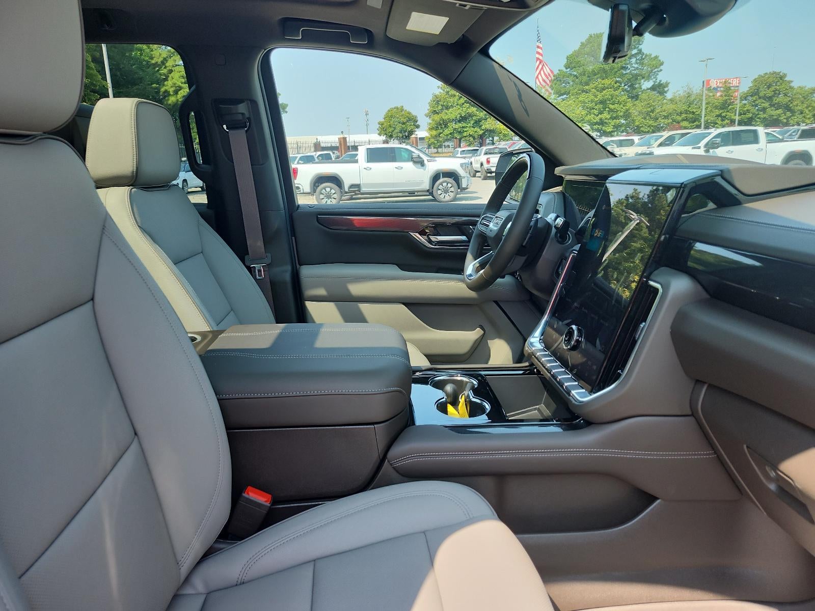 2026 GMC Yukon XL 4WD 4dr Elevation