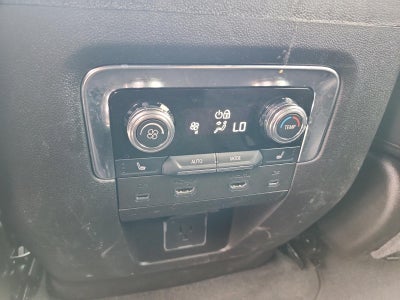 2025 GMC Yukon XL Elevation