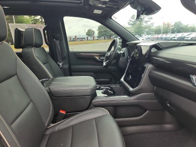 2025 GMC Yukon XL Elevation