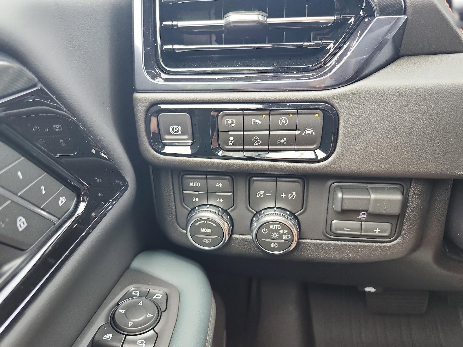 2026 GMC Yukon XL 4WD 4dr AT4
