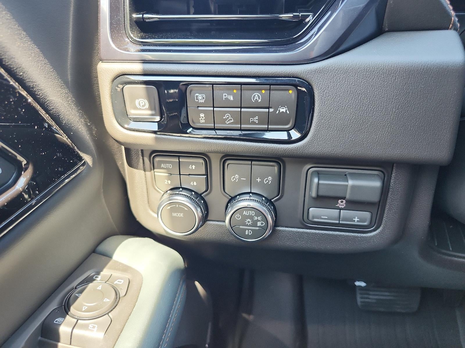 2026 GMC Yukon XL 4WD 4dr AT4