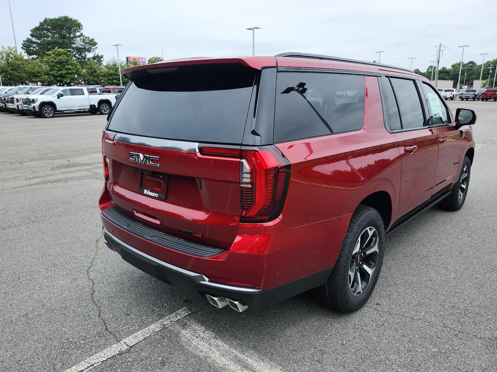 2026 GMC Yukon XL 4WD 4dr AT4