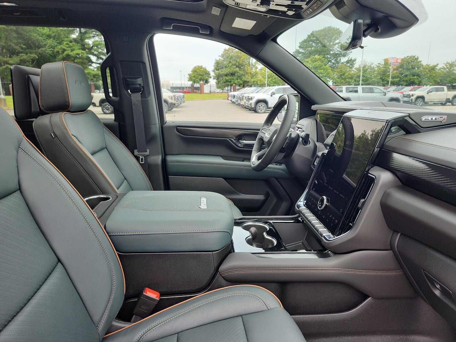 2026 GMC Yukon XL 4WD 4dr AT4