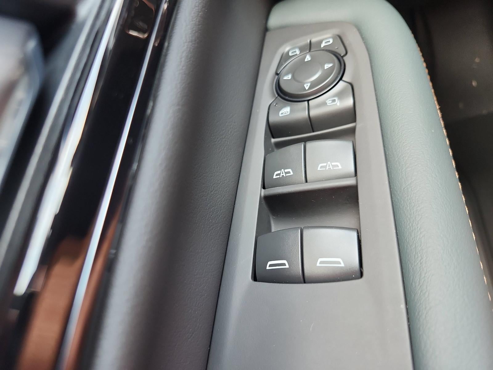 2026 GMC Yukon XL 4WD 4dr AT4