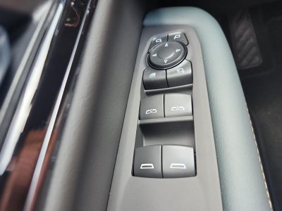 2026 GMC Yukon XL 4WD 4dr AT4
