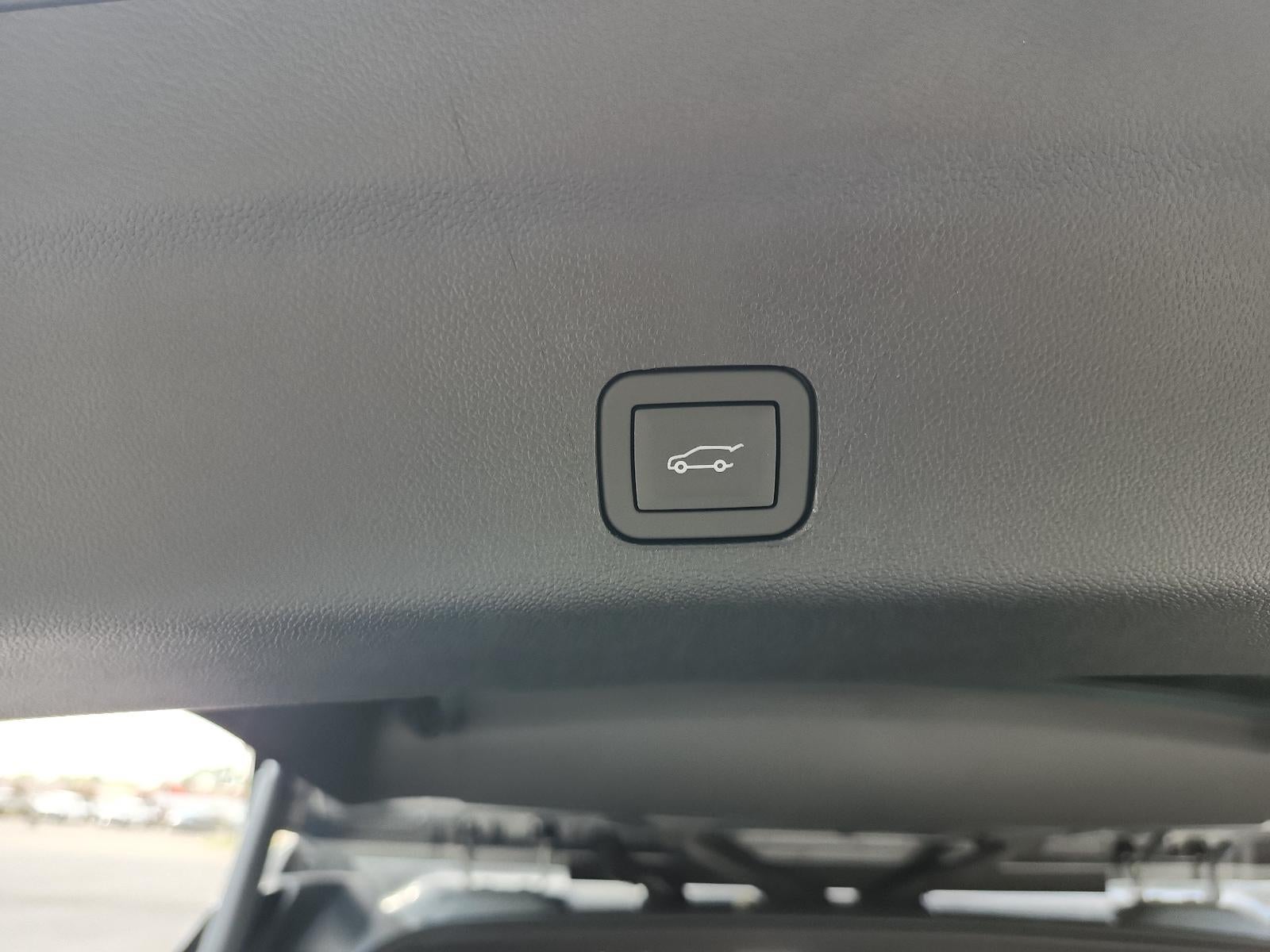 2026 GMC Yukon XL 4WD 4dr AT4