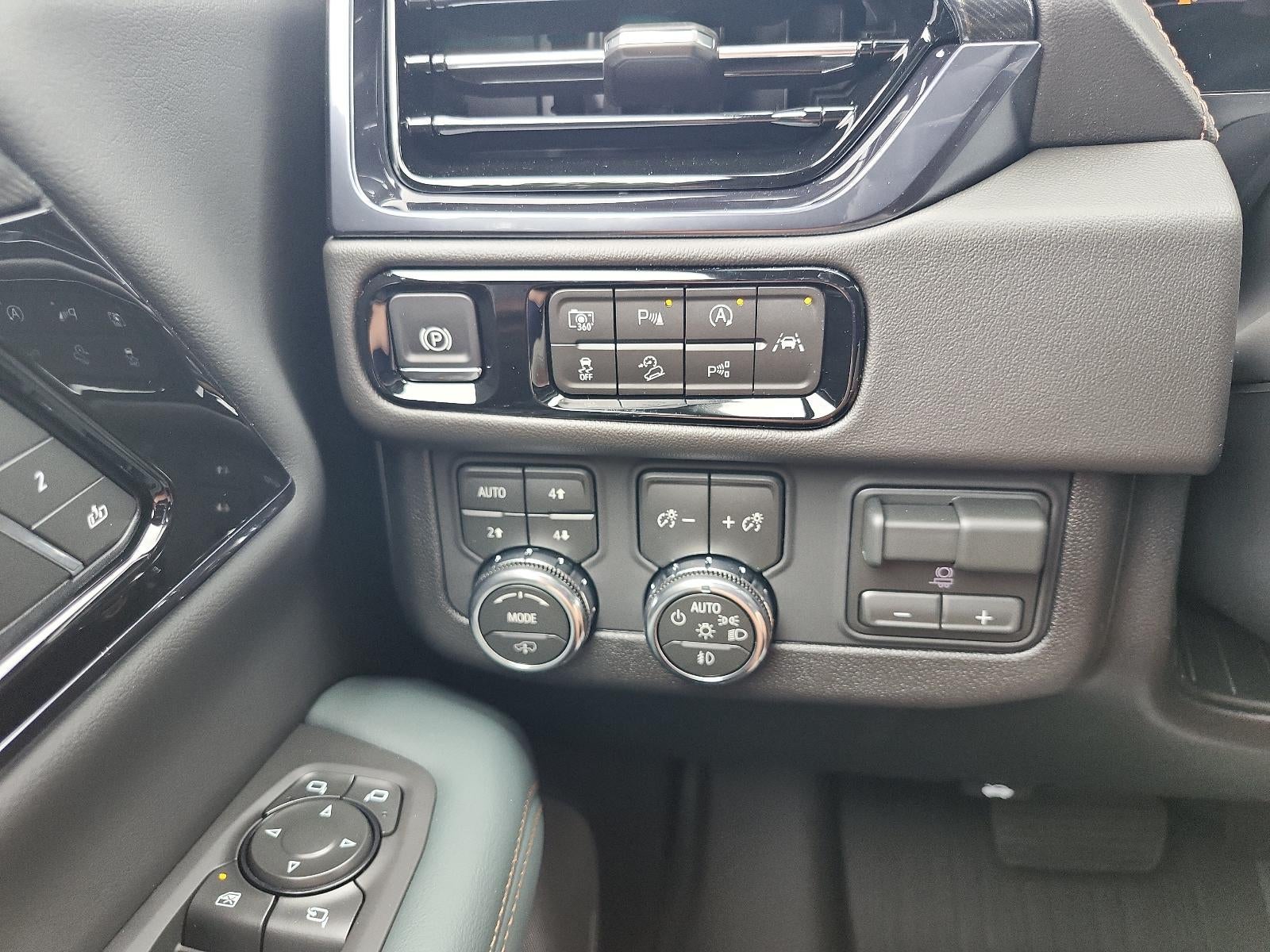 2026 GMC Yukon XL 4WD 4dr AT4