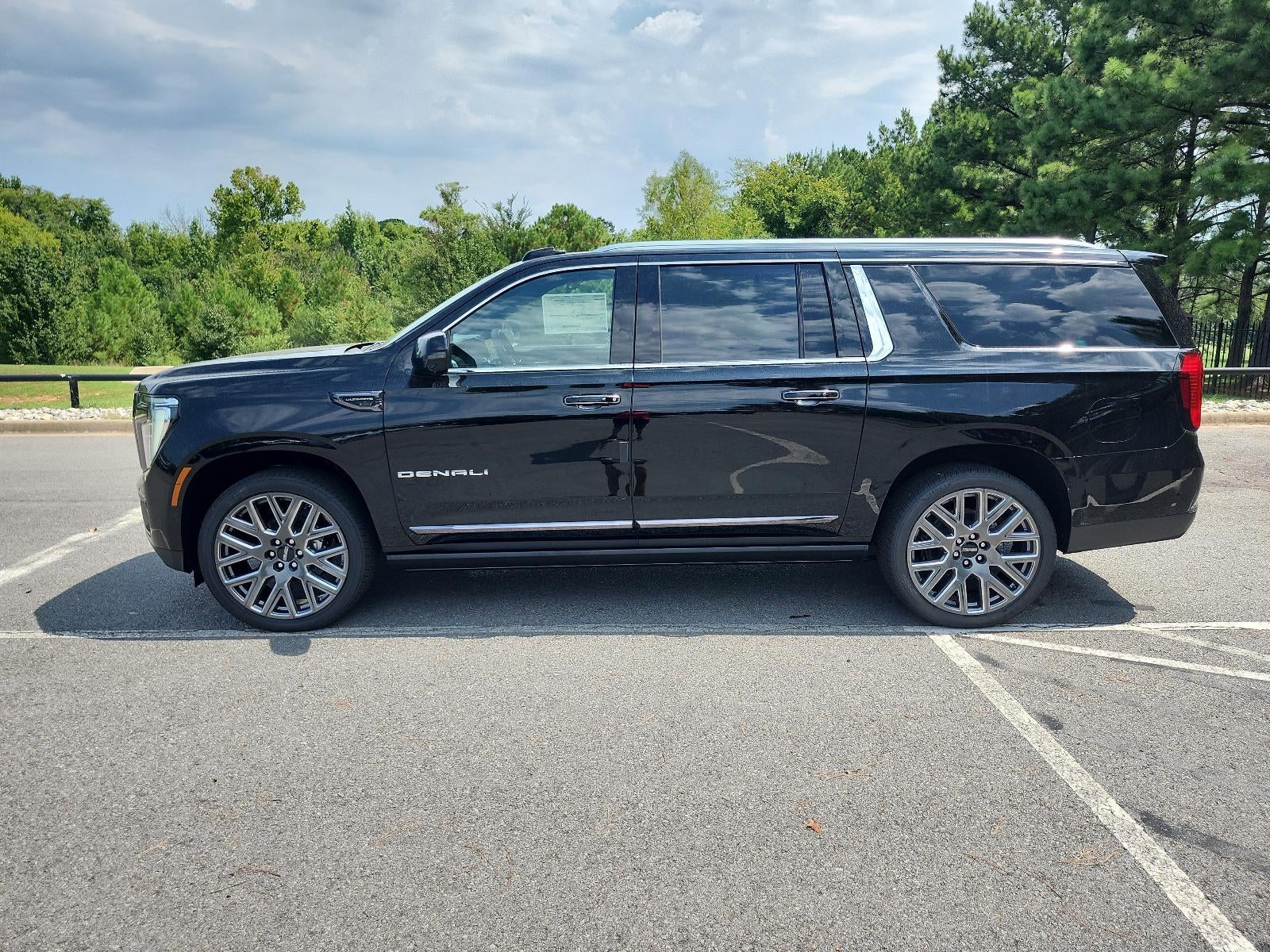 2026 GMC Yukon XL 4WD 4dr Denali Ultimate