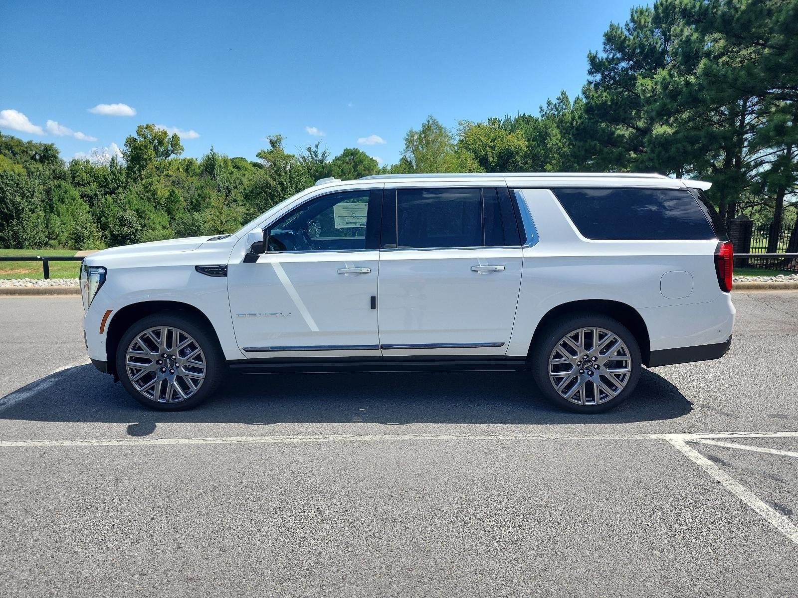 2026 GMC Yukon XL 4WD 4dr Denali Ultimate