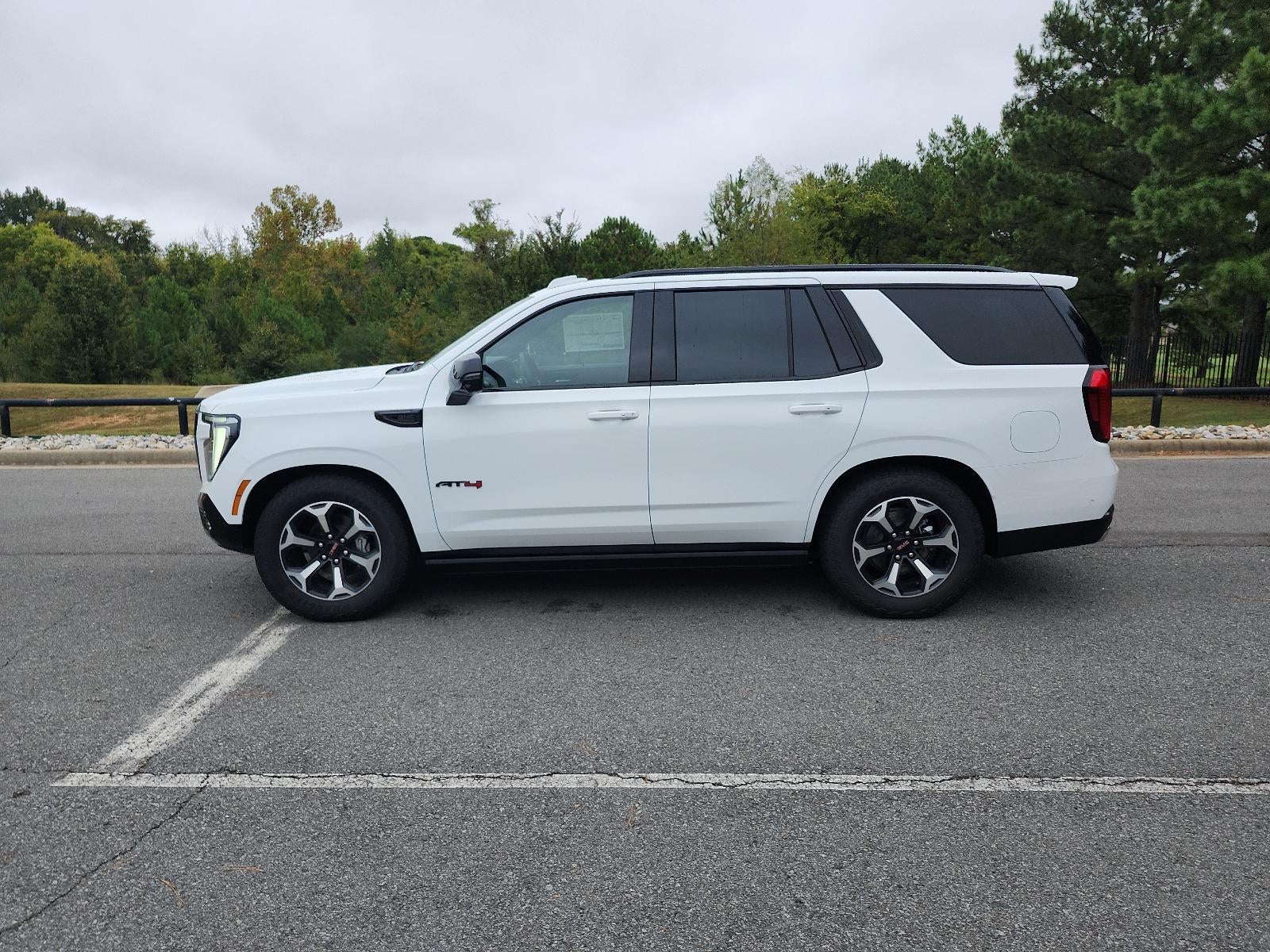 2027 GMC Yukon 4WD 4dr AT4 Ultimate