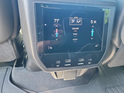 2025 GMC Yukon AT4 Ultimate