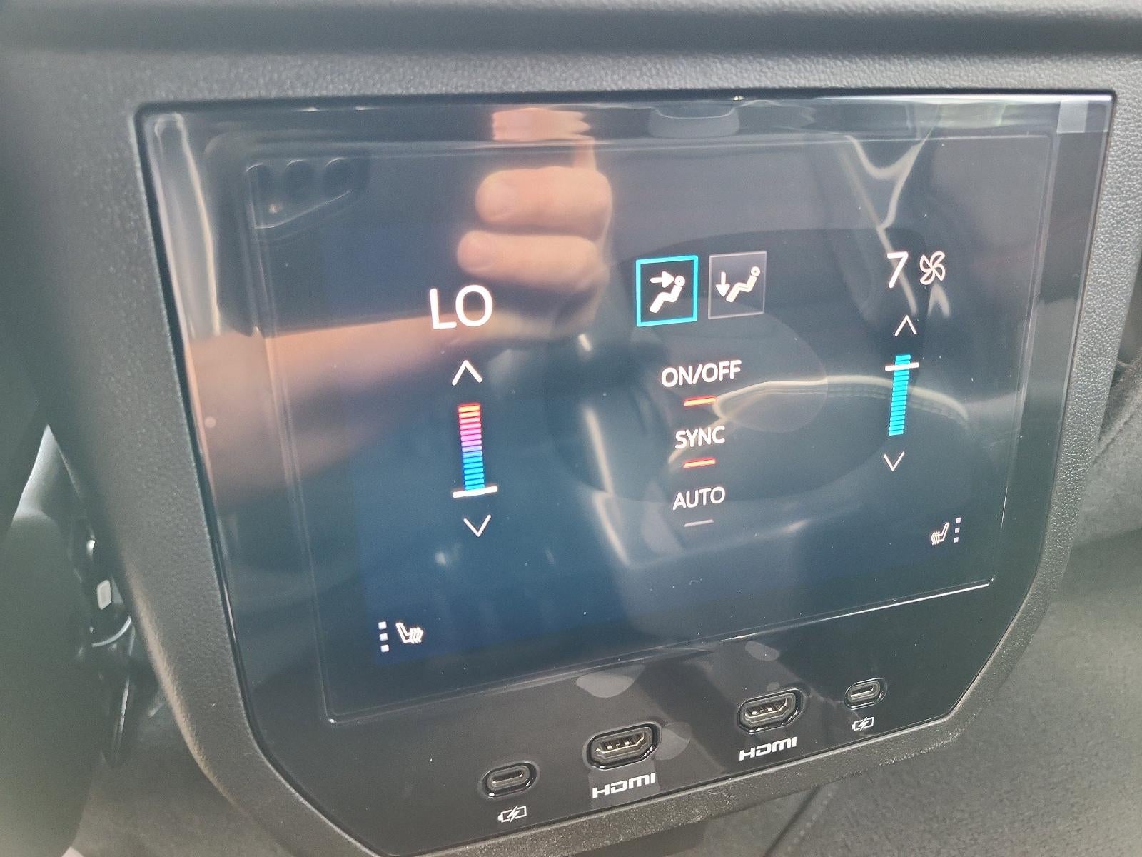 2026 GMC Yukon XL 4WD 4dr AT4 Ultimate