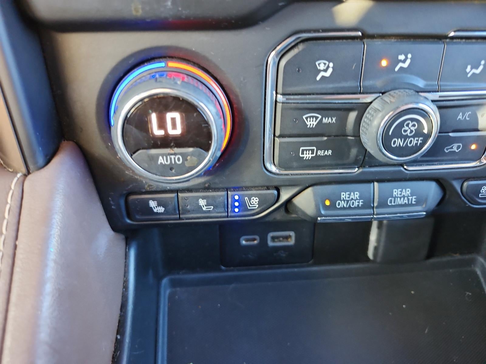 2022 Chevrolet Suburban High Country