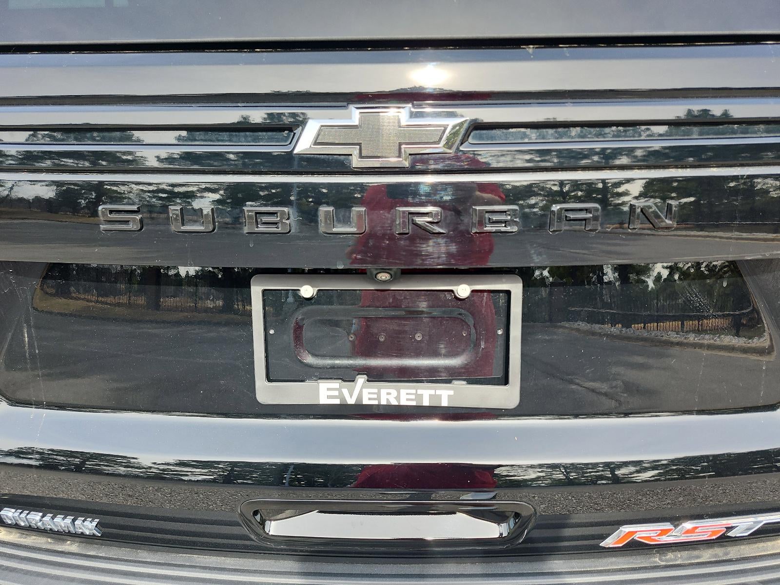 2023 Chevrolet Suburban RST