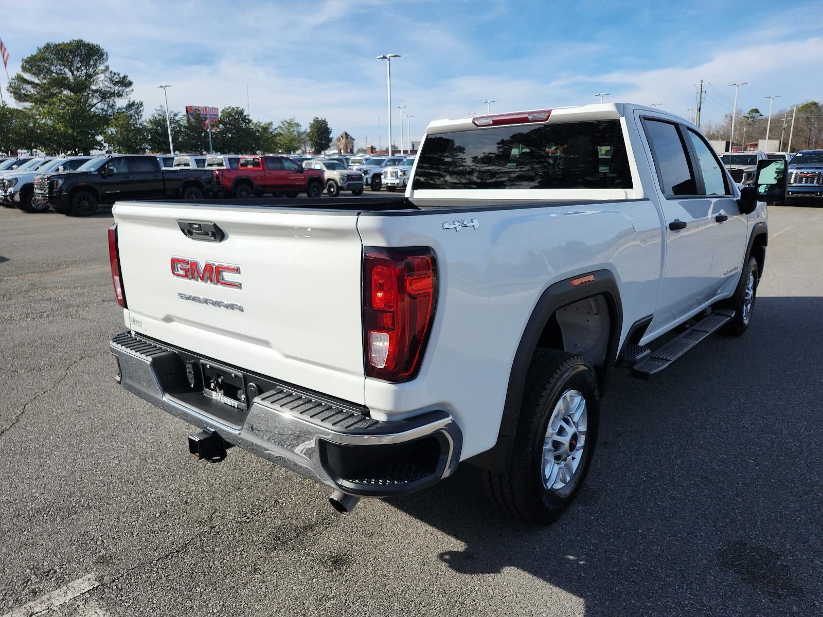 2023 GMC Sierra 2500 HD Pro