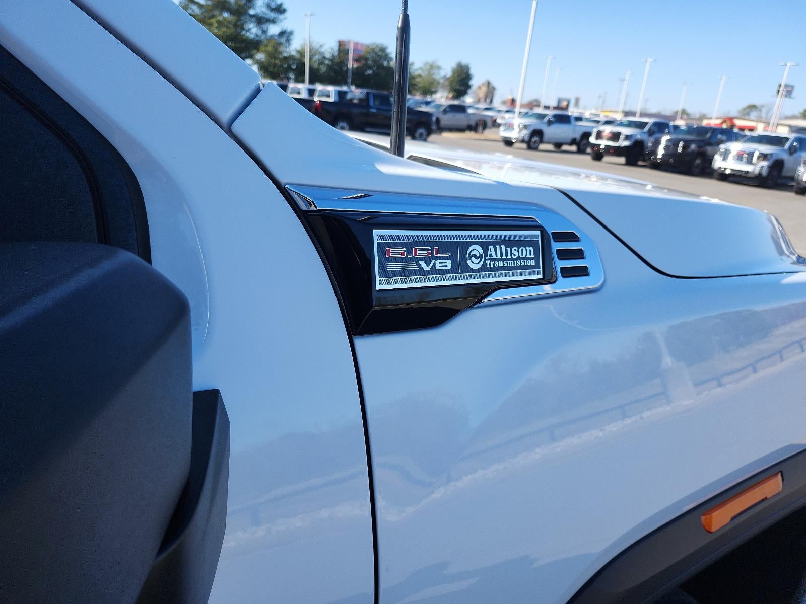 2024 GMC Sierra 2500 HD Pro