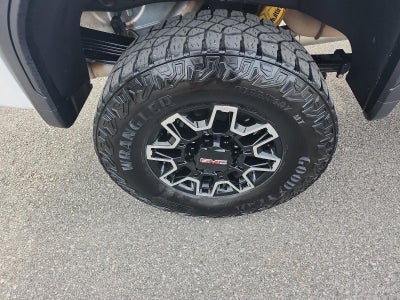 2024 GMC Sierra 2500 HD AT4X