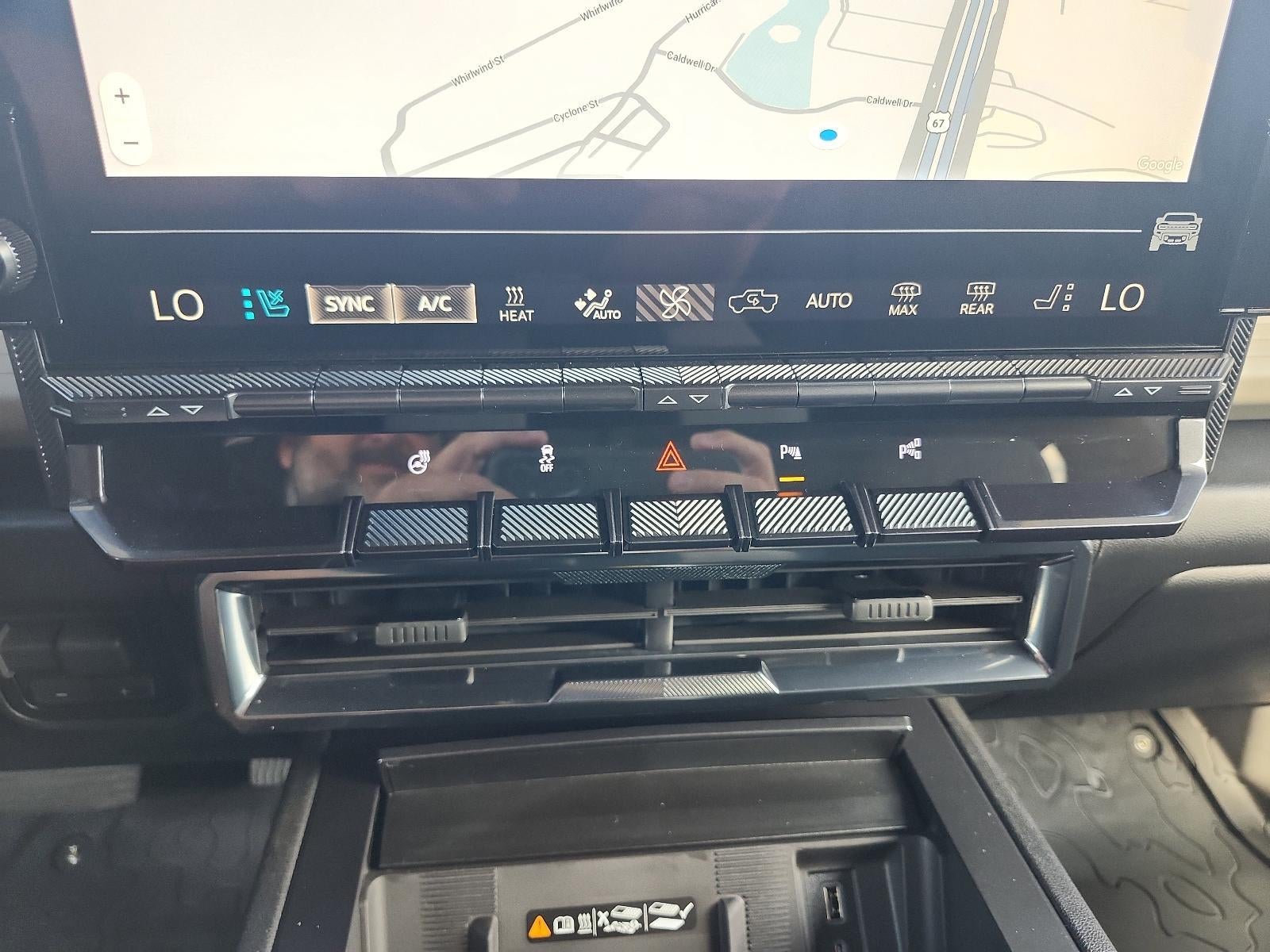 2026 GMC HUMMER EV Pickup e4WD Crew Cab 2X w/3VL