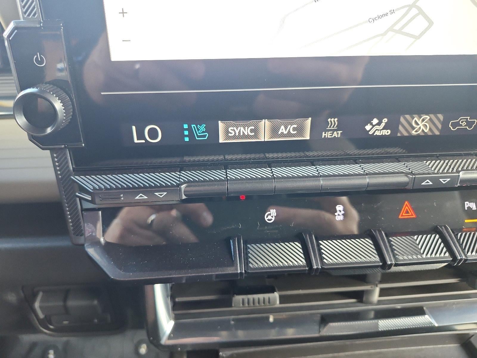 2026 GMC HUMMER EV Pickup e4WD Crew Cab 2X w/3VL