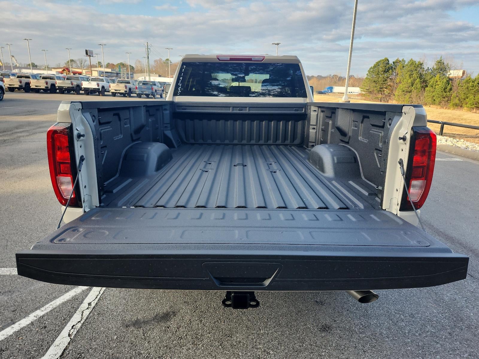 2026 GMC Sierra 2500 HD Crew Cab Long Box 4-Wheel Drive Pro