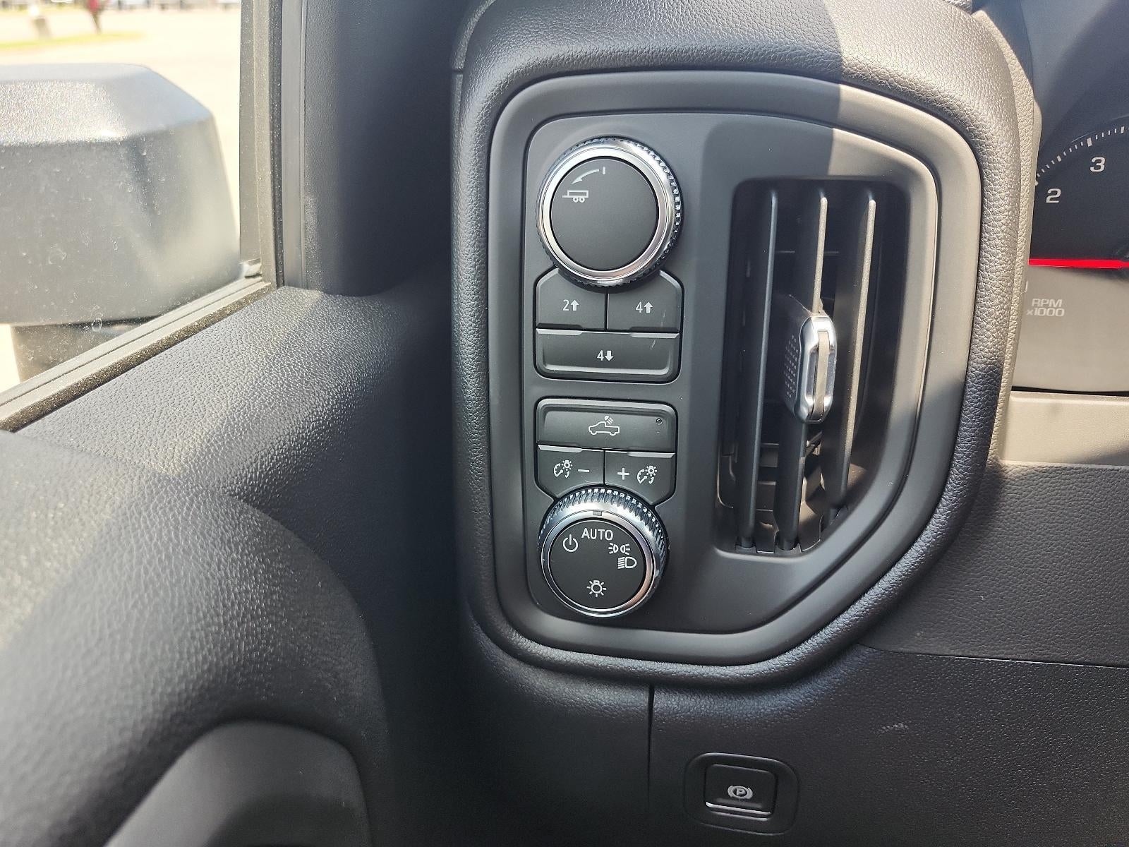 2026 GMC Sierra 2500 HD Crew Cab Standard Box 4-Wheel Drive Pro