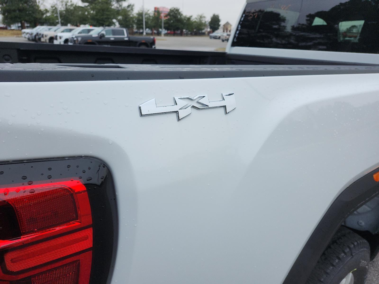 2026 GMC Sierra 2500 HD Crew Cab Standard Box 4-Wheel Drive Pro