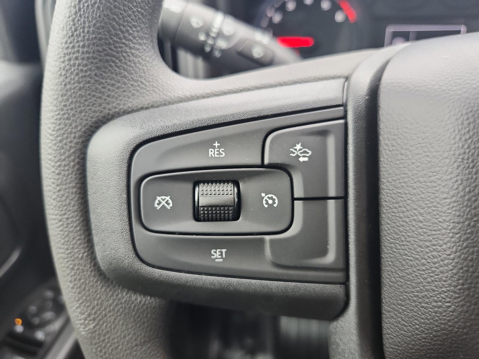 2026 GMC Sierra 2500 HD Crew Cab Long Box 4-Wheel Drive Pro