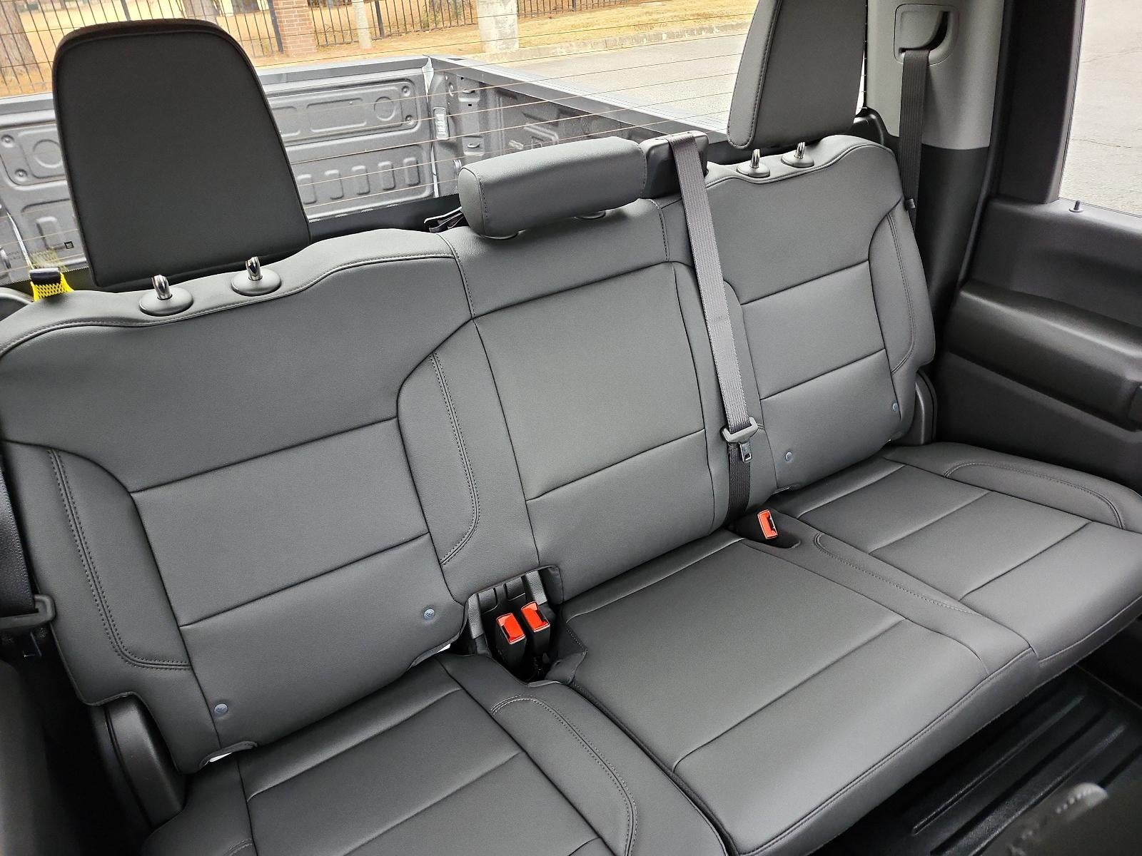 2026 GMC Sierra 2500 HD Crew Cab Standard Box 4-Wheel Drive Pro