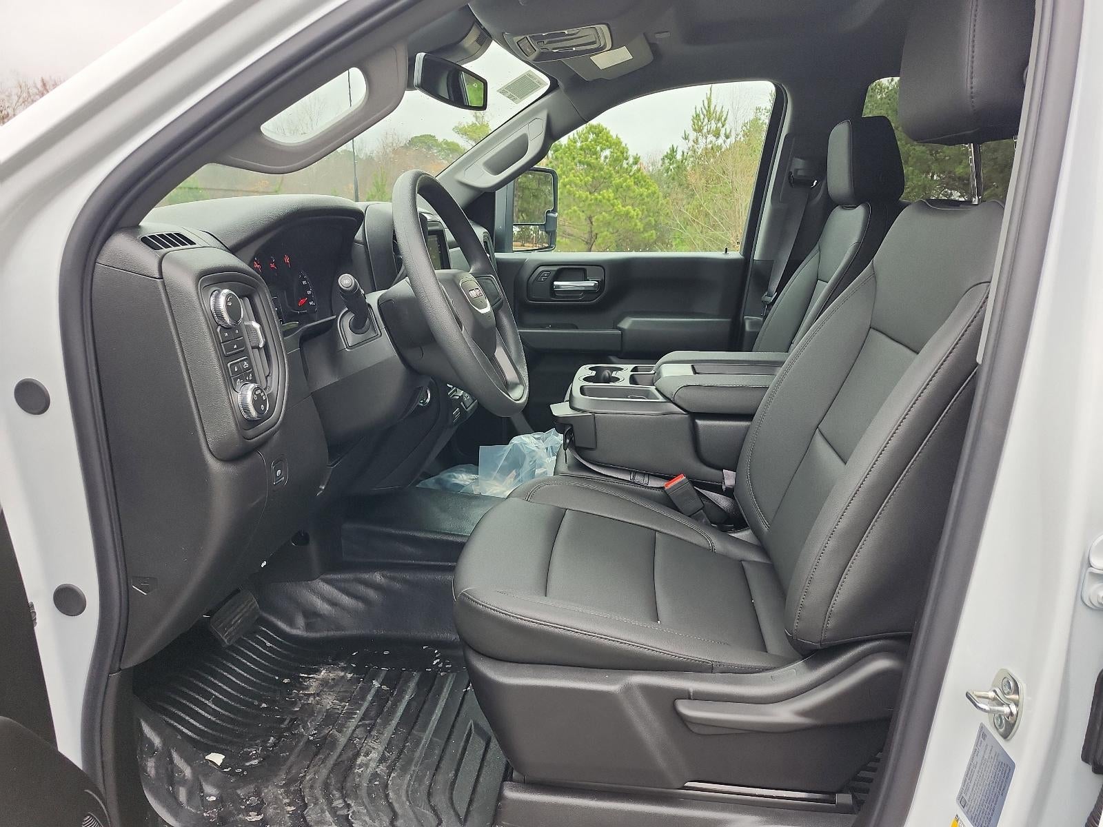 2026 GMC Sierra 2500 HD Crew Cab Standard Box 4-Wheel Drive Pro