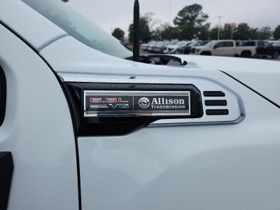 2026 GMC Sierra 2500 HD Crew Cab Long Box 4-Wheel Drive Pro