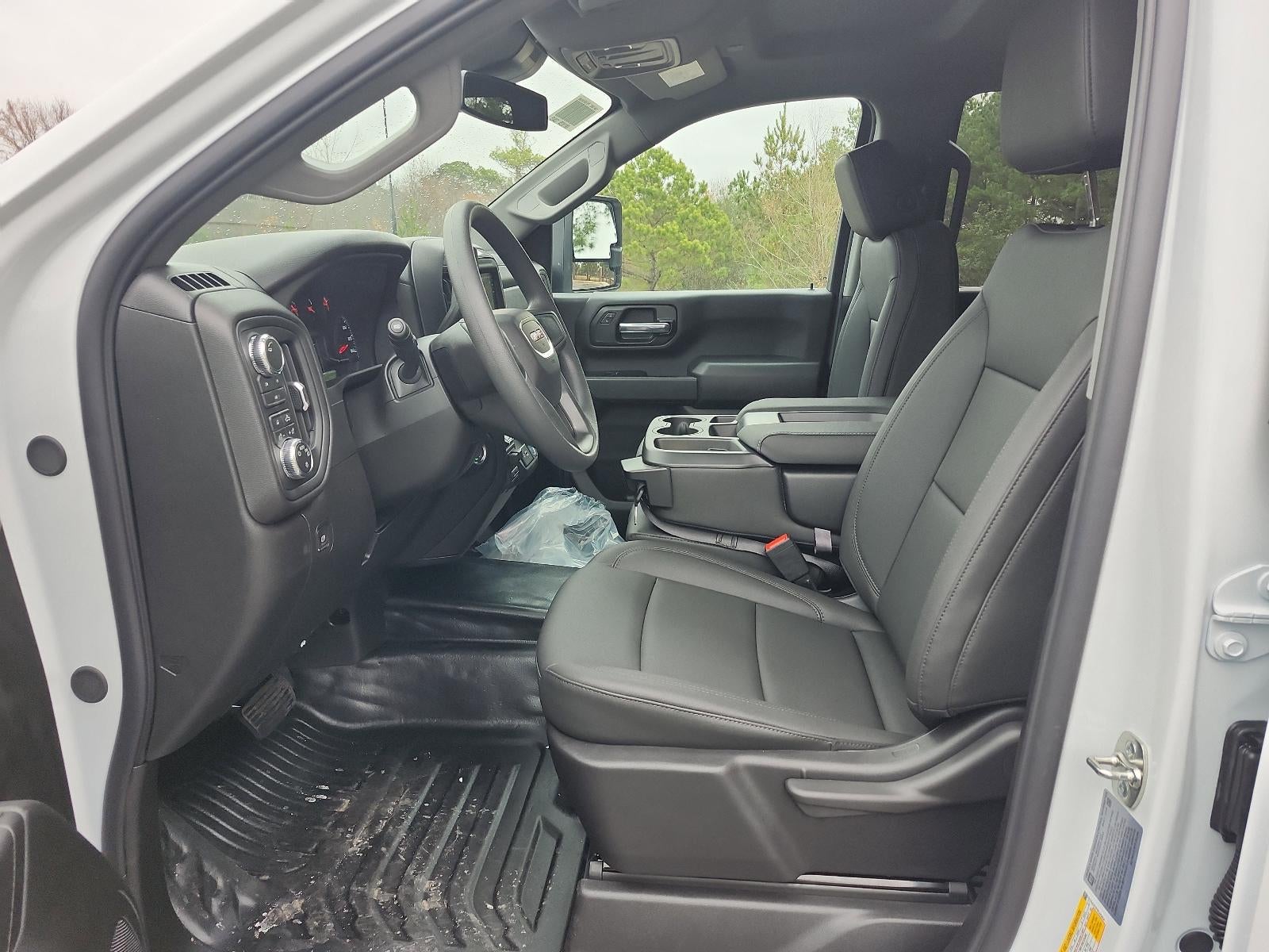 2026 GMC Sierra 2500 HD Crew Cab Long Box 4-Wheel Drive Pro