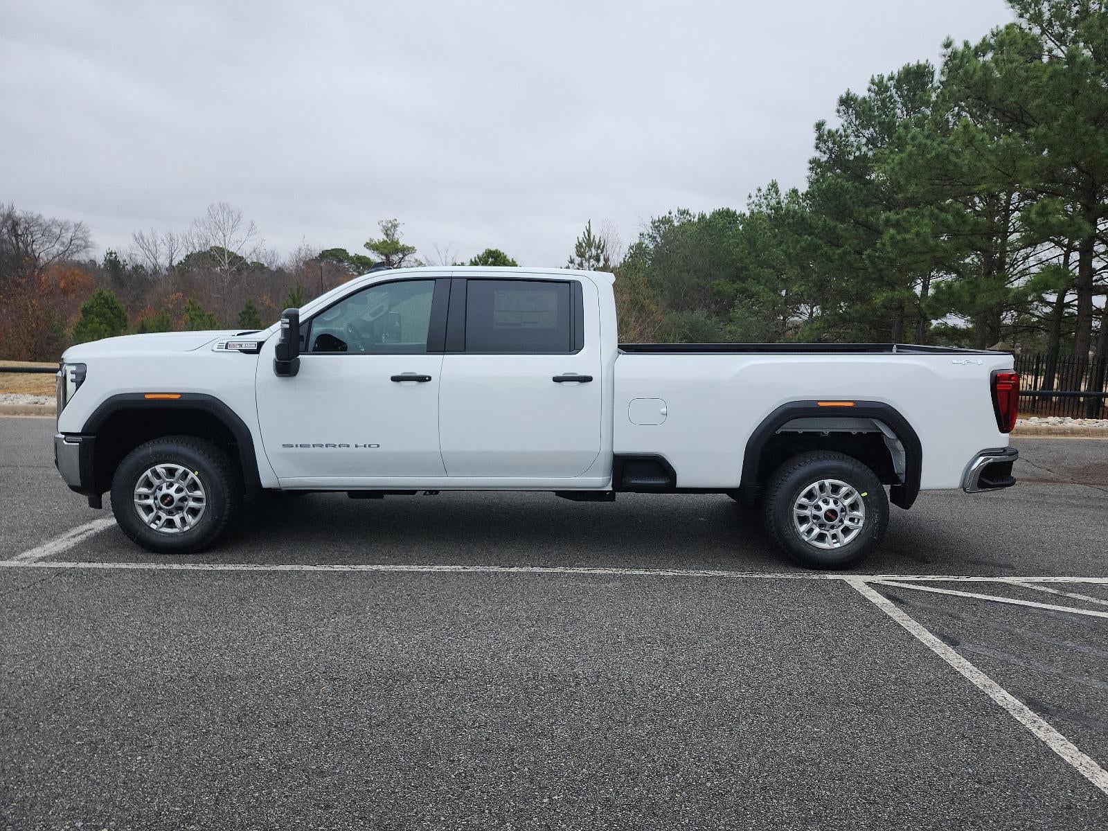 2026 GMC Sierra 2500 HD Crew Cab Long Box 4-Wheel Drive Pro