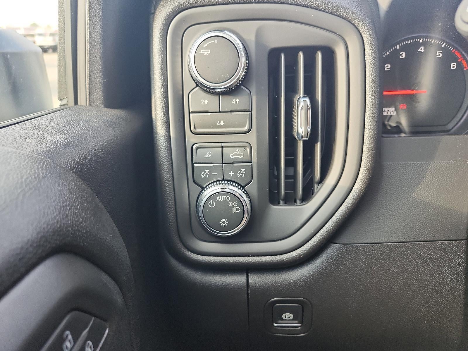 2026 GMC Sierra 2500 HD Crew Cab Long Box 4-Wheel Drive Pro