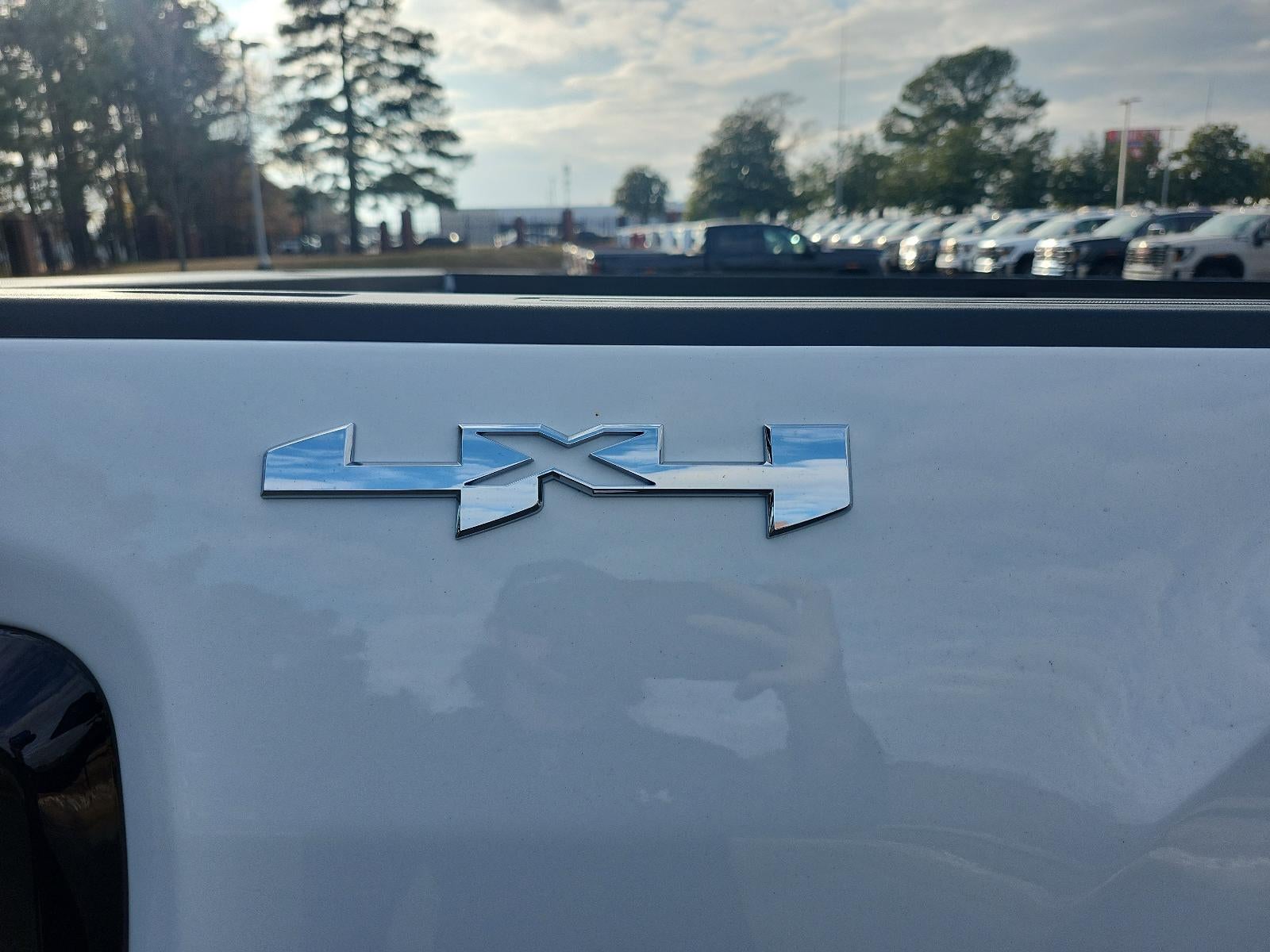 2026 GMC Sierra 2500 HD Crew Cab Long Box 4-Wheel Drive Pro