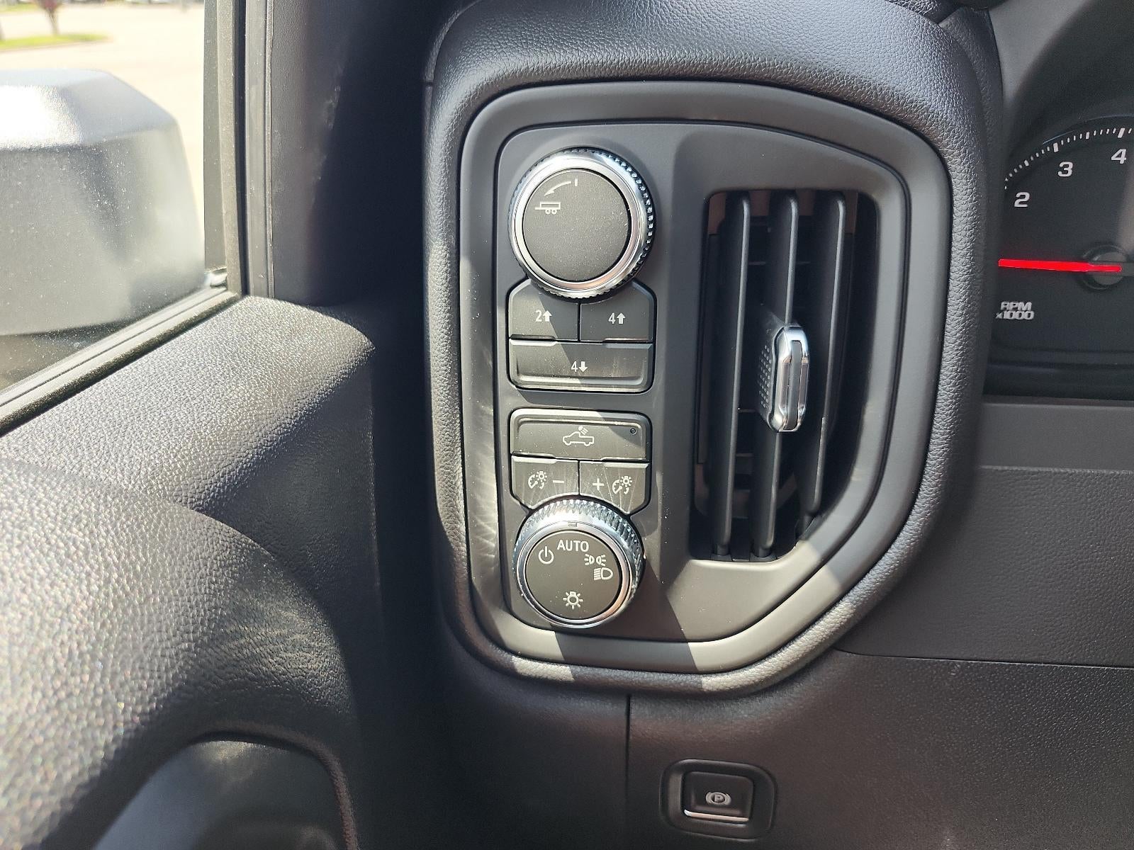 2026 GMC Sierra 2500 HD Crew Cab Long Box 4-Wheel Drive Pro