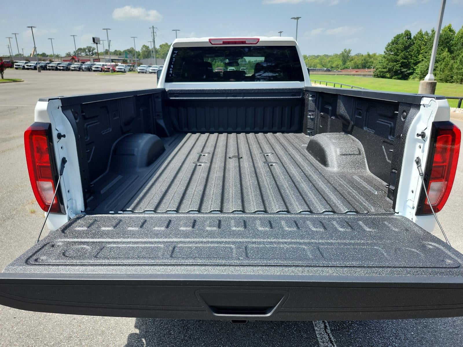2026 GMC Sierra 2500 HD Crew Cab Long Box 4-Wheel Drive Pro