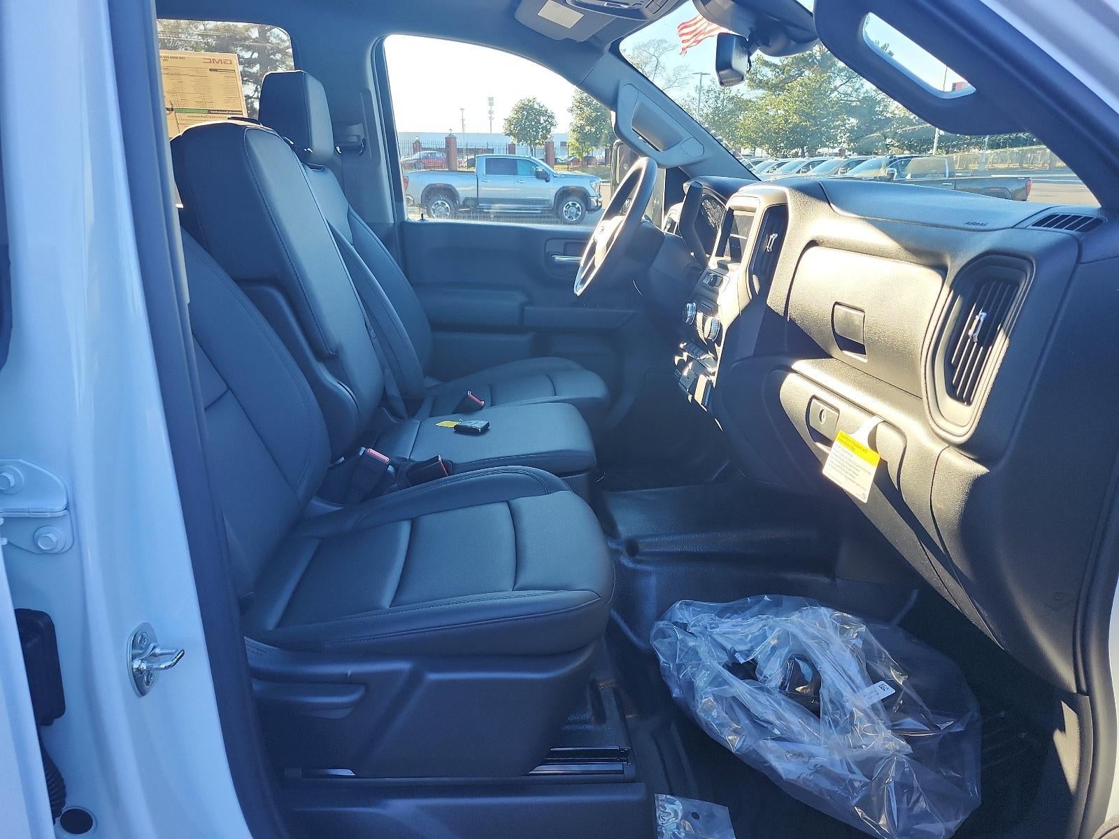 2026 GMC Sierra 2500 HD Crew Cab Long Box 4-Wheel Drive Pro