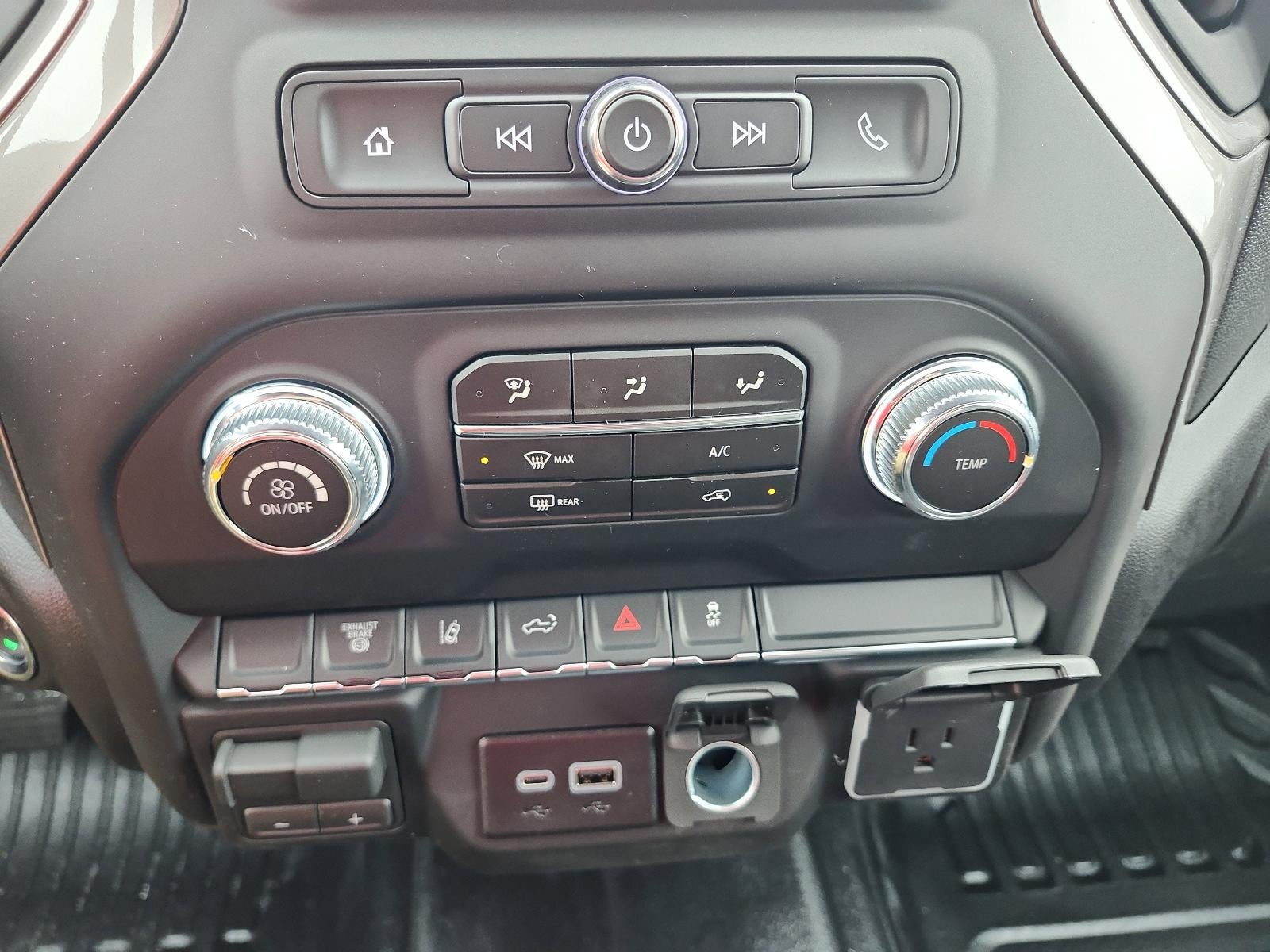 2026 GMC Sierra 2500 HD Crew Cab Long Box 4-Wheel Drive Pro